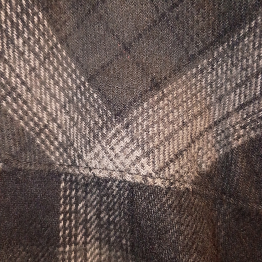 Field & Stream Men's Black and Gray Plaid Shirt Jacket - Picture 3 of 11
